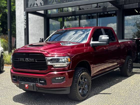 RAM 2500 6.7 I6 TURBO DIESEL LARAMIE NIGHT EDITION CD 4X4 AUTOMÁTICO